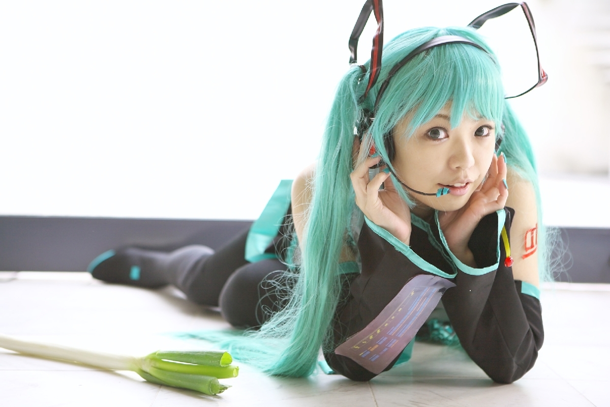 [Cosplay]  Vocaloid - Sexy Hatsune Miku